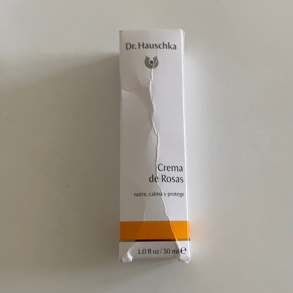 Dr. Hauschka Rose Day Cream. For dry, sensitive and irritated skin.